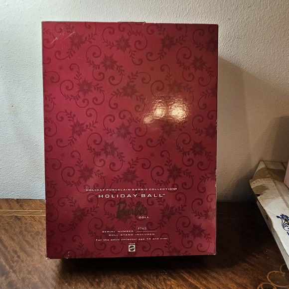 1997 Vintage Holiday Ball Porcelain Barbie Collection by Mattel - Picture 8 of 11